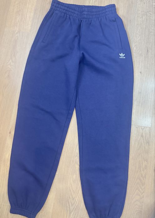 Почти новые джоггеры Adidas