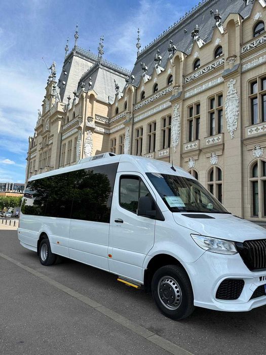 Transport persoane, inchirieri microbuze si autocare (7 loc-55 loc)