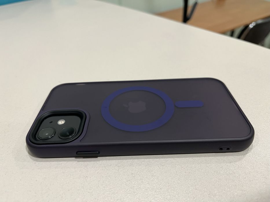 Айфон 11 обмен .