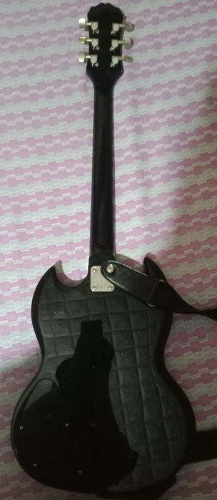 Электрогитара Epiphone SG