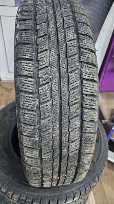 Резина зима 205/75/16C