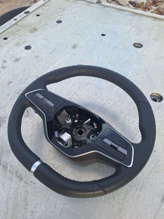 Кожен Мултифункционален Волан За Nissan Ariya 2022 Година Нисан Ария