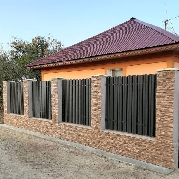 Vand garduri si porti