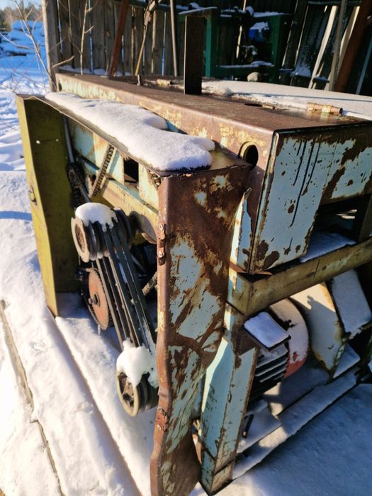 Станки многопильный и ребровой.