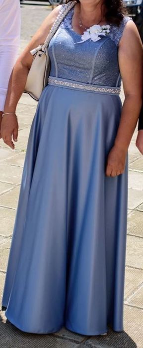 Официална рокля без забележки