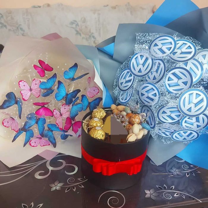 Букет от светещи пеперуди