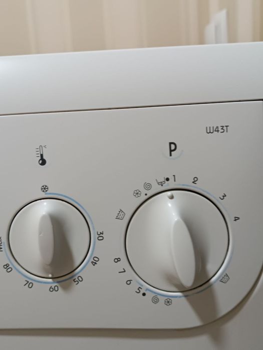 Стиральная машина Indesit W43T