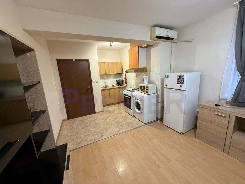 Дава се под наем Двустаен апартамент в Варна, Колхозен пазар - 55 кв.м за 368.73 € - Снимка #3