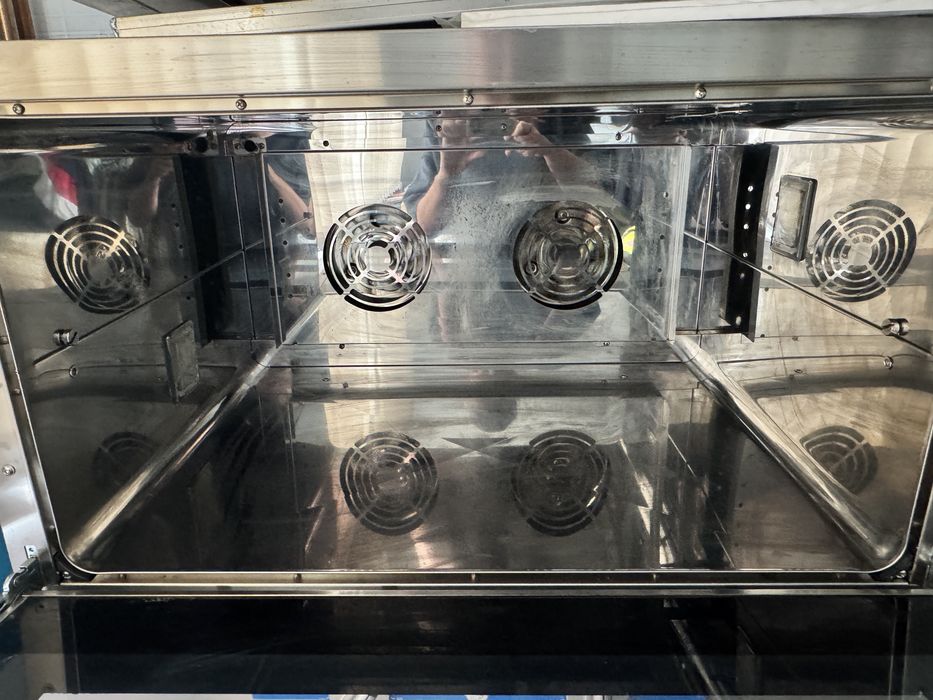 Cuptor profesional PROOVEN PF7504 – Fabricat în Italia – An 2021