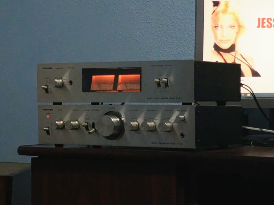 Toshiba SC335  amplificator audio, vândut preamplificatorul