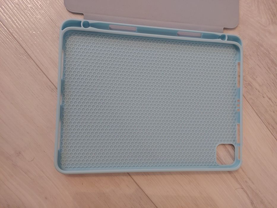 Продам чехол для айпад 10