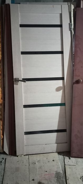Продам межкомнатные двери, б/у