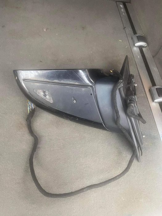 Огледала и усилвател Ауди А8