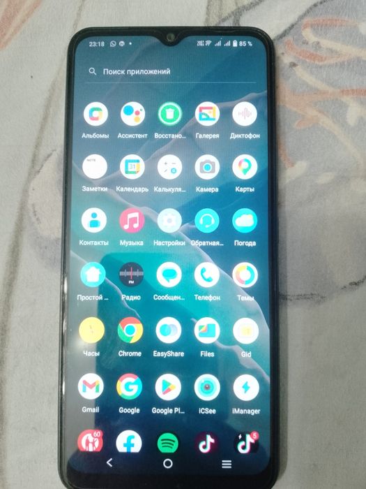 Продам телефон сенсорный