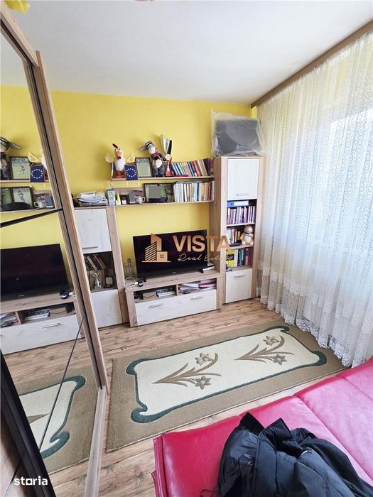 Apartament 4 camere, zona Astra