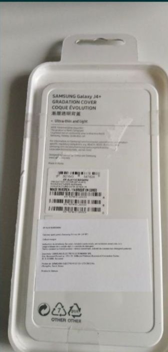 Vând husa Samsung J 4plus ,noua ,originala.