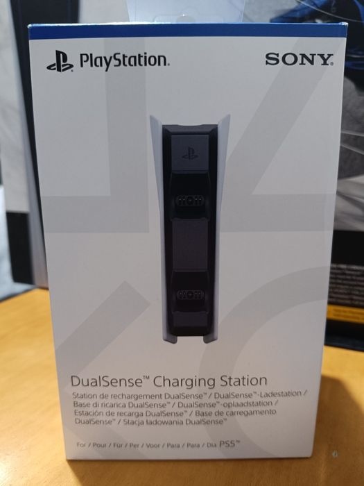 Станция за безжично зареждане на контролери за PS5
