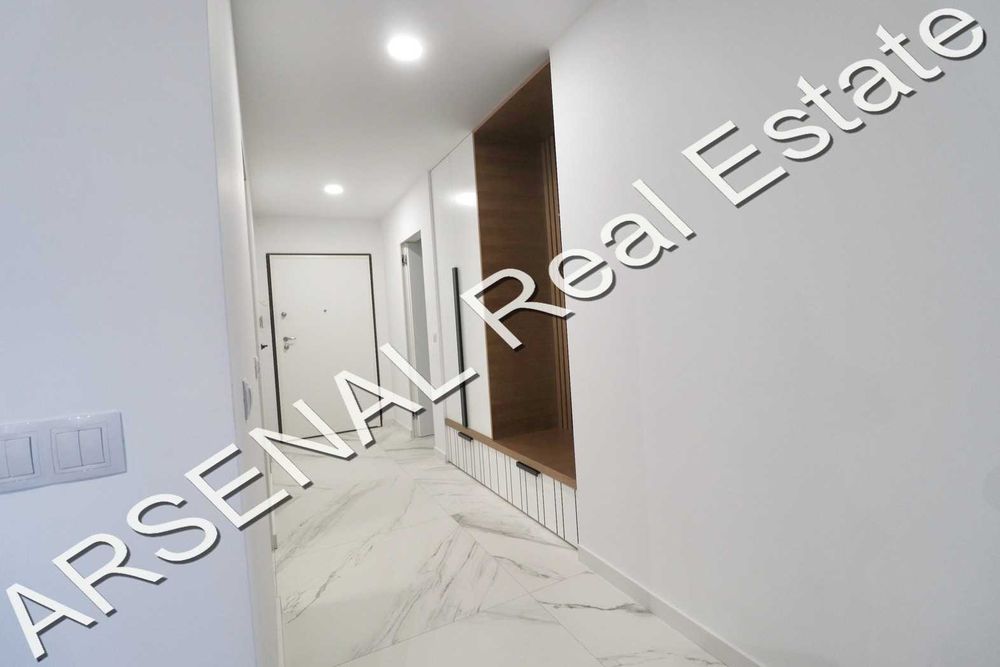 Дава се под наем Тристаен апартамент в София, Изгрев - 136 кв.м за 1000 € - Снимка #1