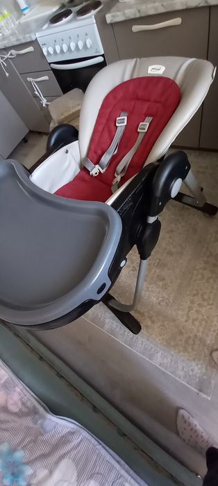 Продается Стульчик для кормления Teknum