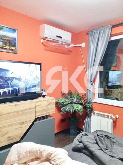 Тристаен обзаведен апартамент в кв. Гърдова глава