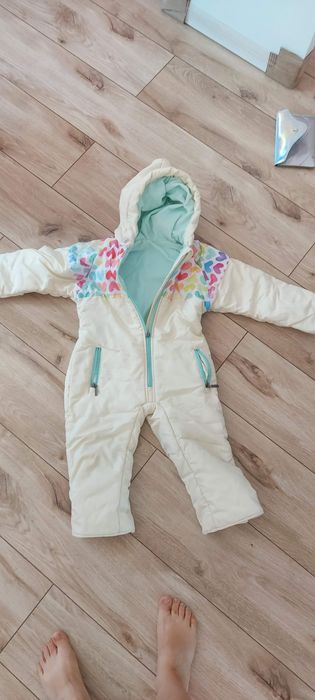 Верхняя одежда для девочки