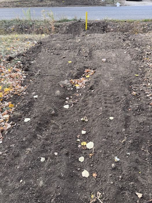 Vand casa cu teren 2877 mp si front stradal 40 m