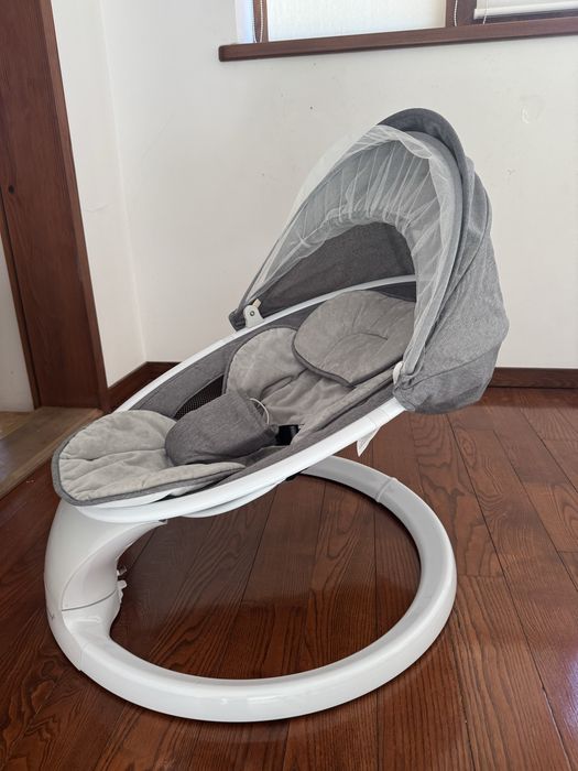 Leagan electric pentru bebelusi