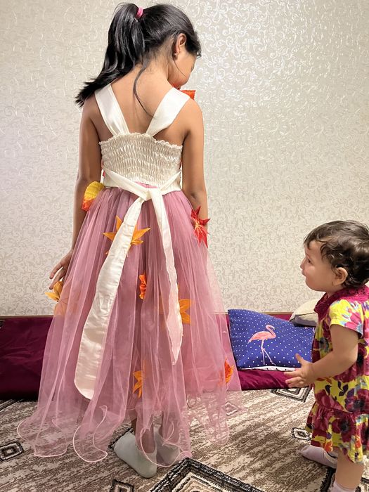 Продам платье на осенний бал