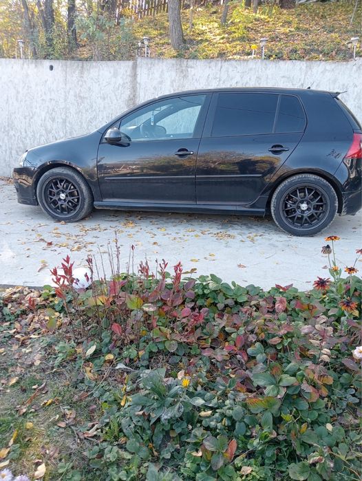 Golf 5 ,spre vanzare