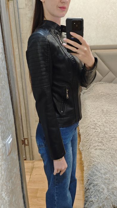 Продам кожанную куртку