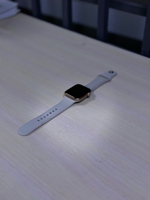 Смарт часы Apple Watch Series SE 44mm г.Алматы Толе би 251 п15