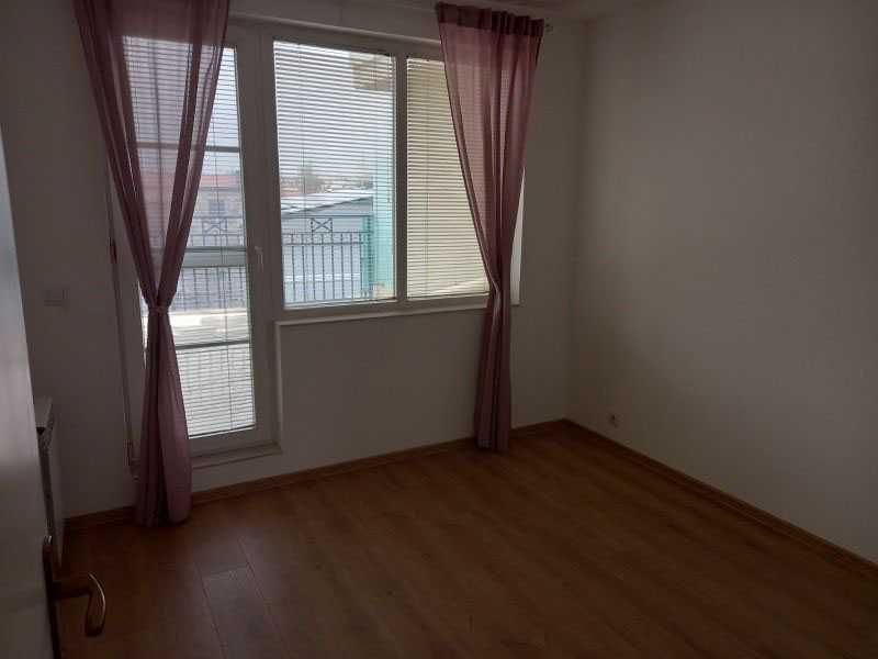 Тристаен ап. под наем Център ЦУМ