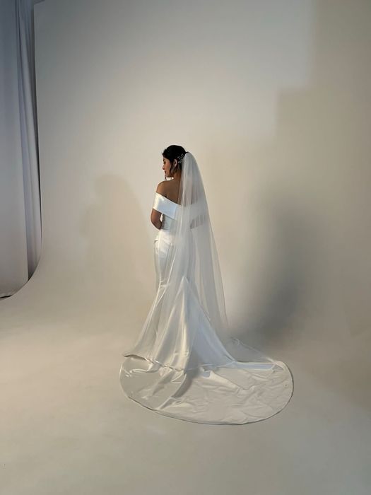 Элегантное свадебное платье 42-44р