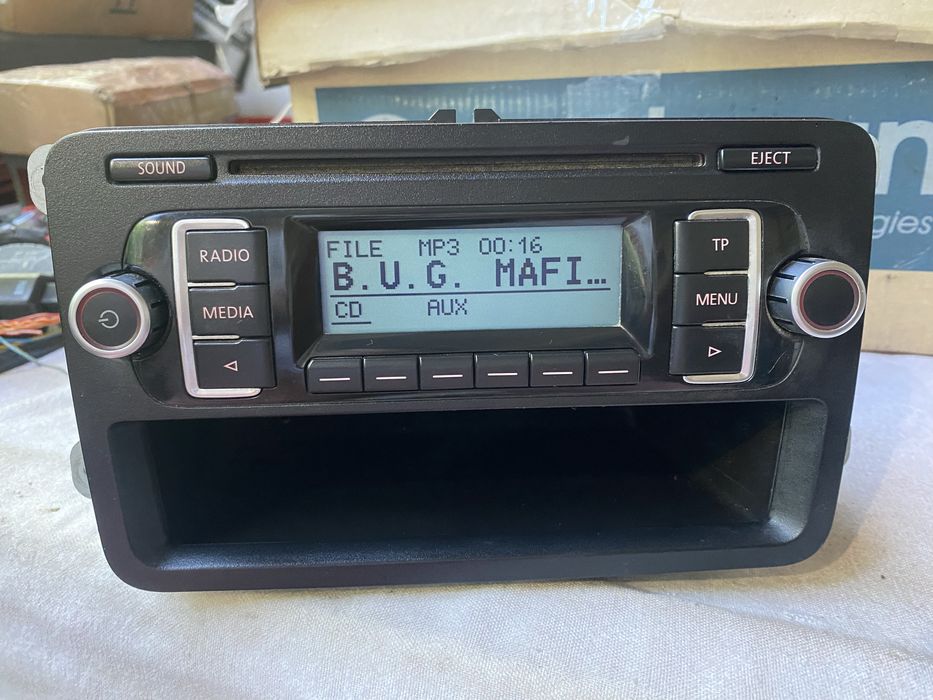 Radio CD,Mp3,AUX,Bluetouth RCD 210 Volkswagen