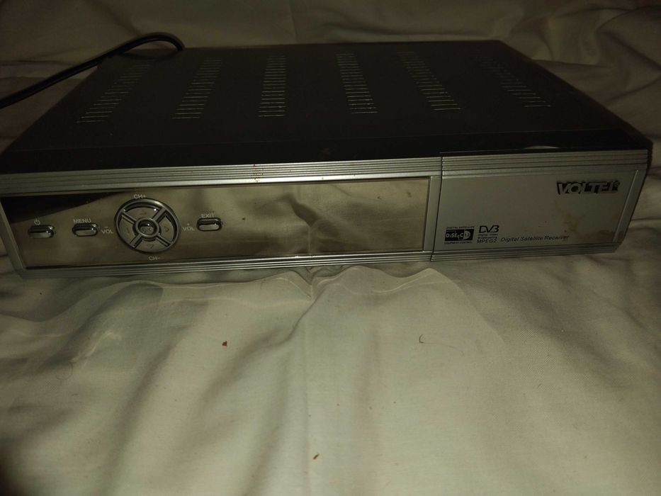 Цифров сателитен приемник Voltel DVB-T2