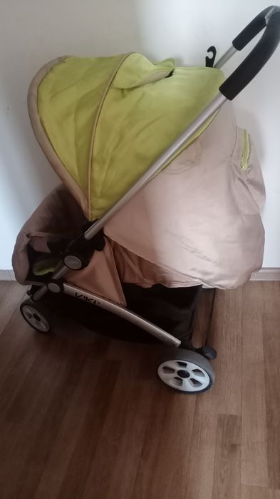 Детская коляска 3-ёх колёсная