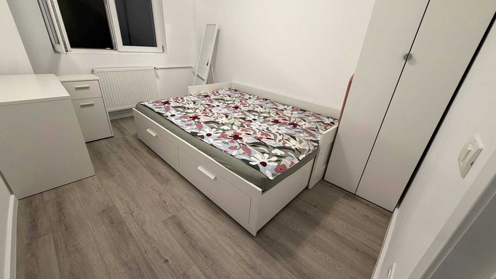 Apartament 4 camere Stefan cel Mare, et 2, renovat, mobilat , utilat modern , totul nou. 5 minute metrou