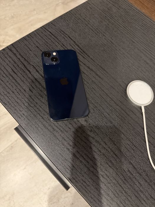 Iphone 13 /128 като нов