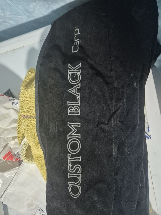 Huse custom black carp
