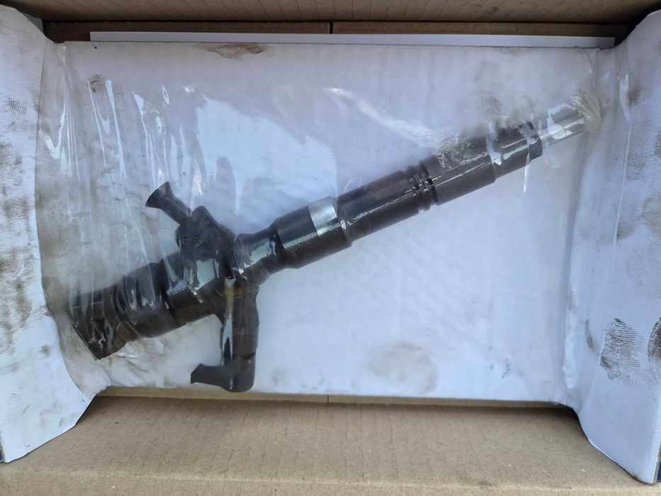 Комплект 4 бр. дюзи DENSO 23670-30170 за Toyota 3.0 D-4D 1KD-FTV – тествани, в отлично състояние Toyota Prado / Land Cruiser 150 3.0 D-4D, Hilux 3.0