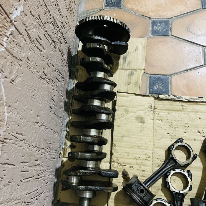 Епика 2.0л коленвал поршен