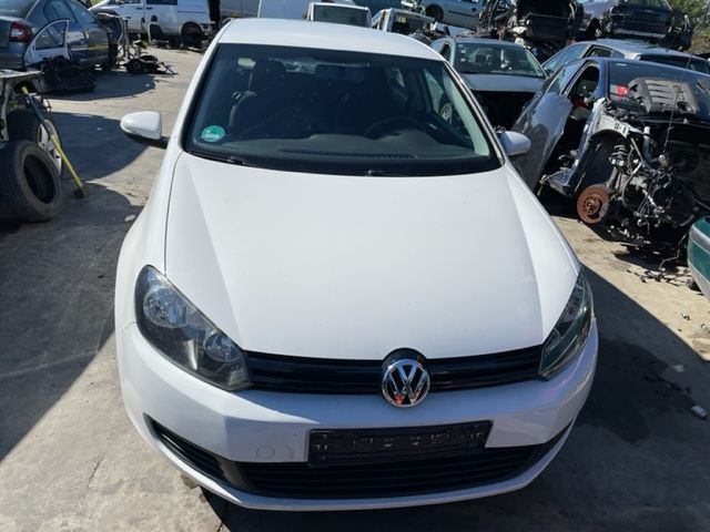 Dezmembrez VW Golf 6 2009 1.4 80cp
