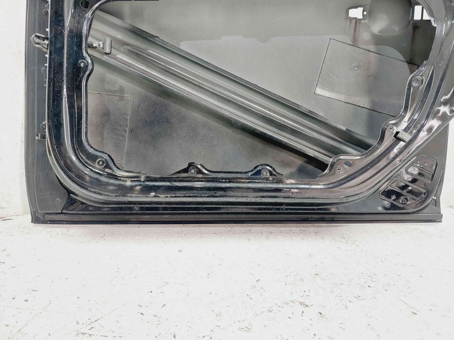 Usa dreapta fata Volvo V40 [Fabr 2013-2019] 45200 Black Sapphire