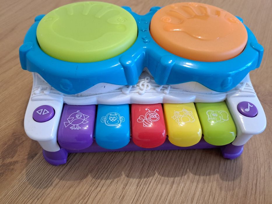 Музикална играчка барабани. Интерактивна играчка. Книжка. Трите за 14л