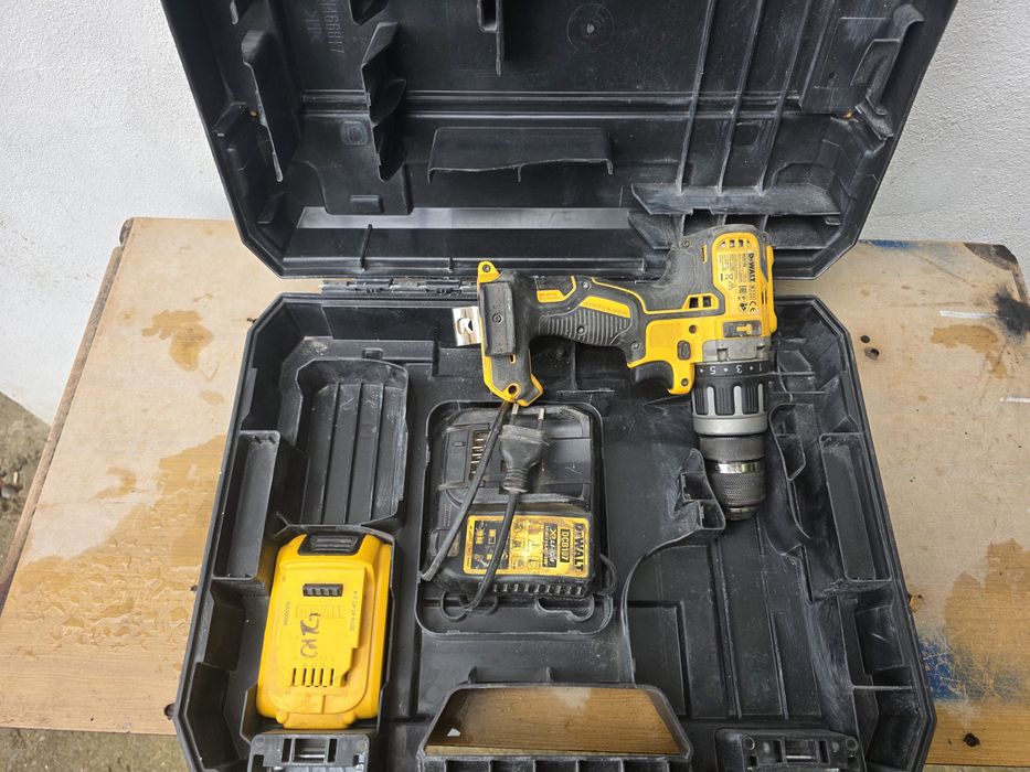 Vând și separat dewalt dcd 796
