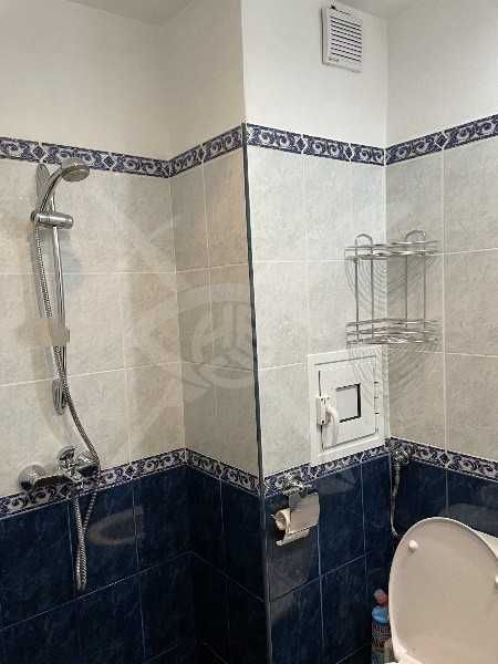 Тристаен - Център