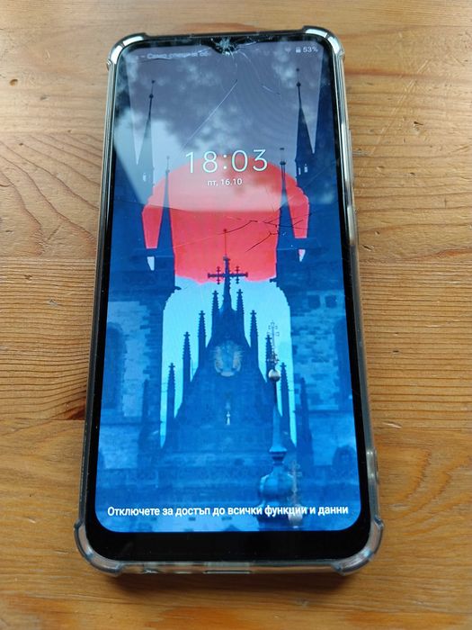 Продавам телефон Realme C21Y