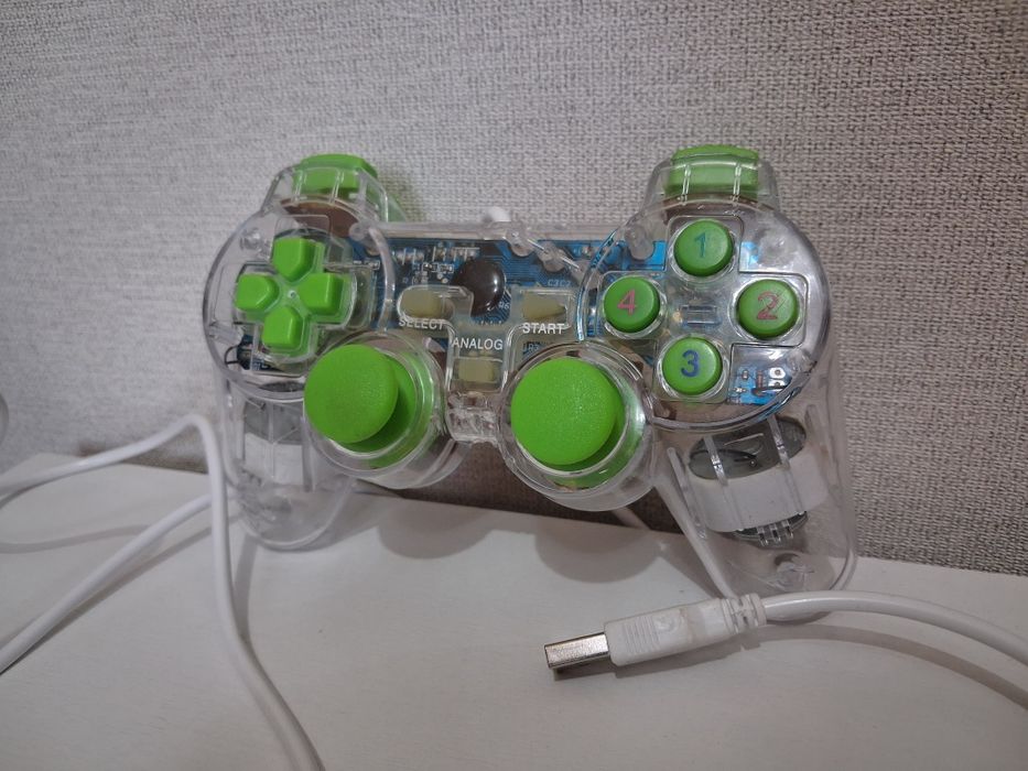 Проводной игровой USB геймпад для пк