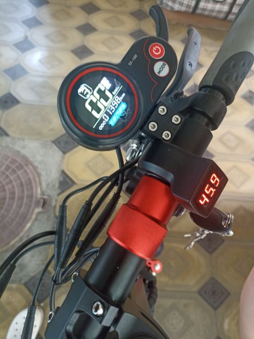 Продаю электросамокат kugoo m4 pro