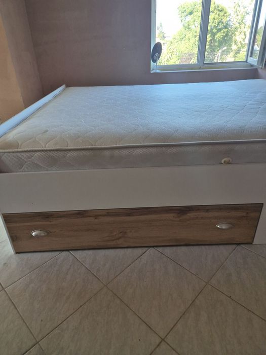 Продавам спалня 160×200